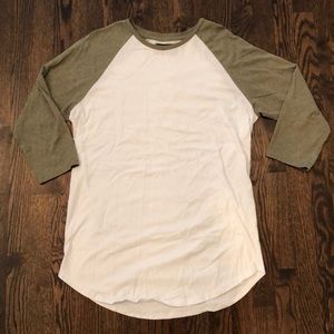 *NWOT* PacSun Scallop Fit 3/4 Sleeve Baseball Tee